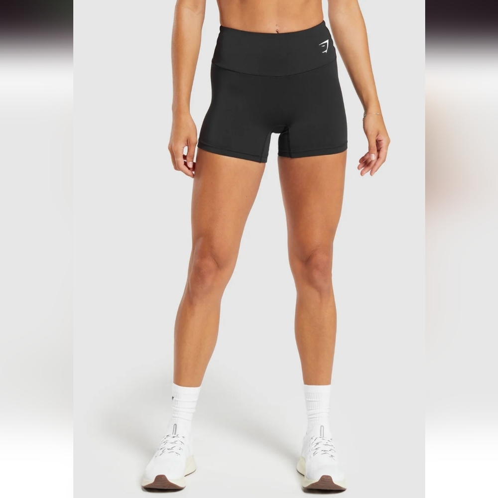 Gymshark Training Tight Shorts (2)
